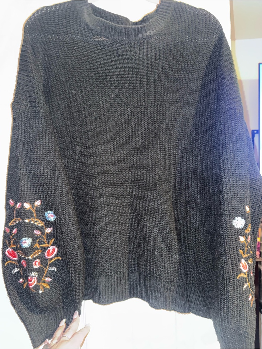 SHEIN Black Crewneck Sweater with Floral Sleeve Embroidery